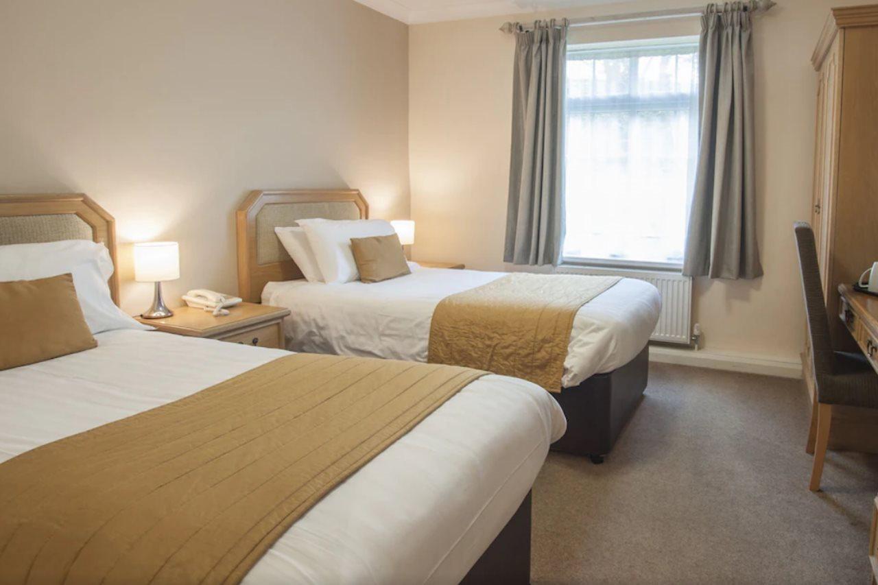 Exeter Court Hotel Exminster Bagian luar foto